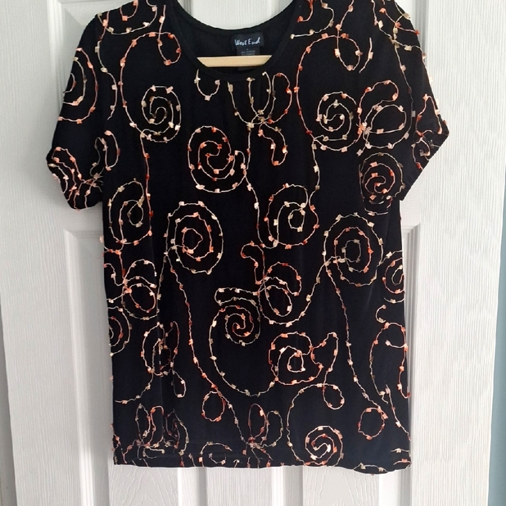 Black and Cream,Rose, Sage Swirl Pattern Top